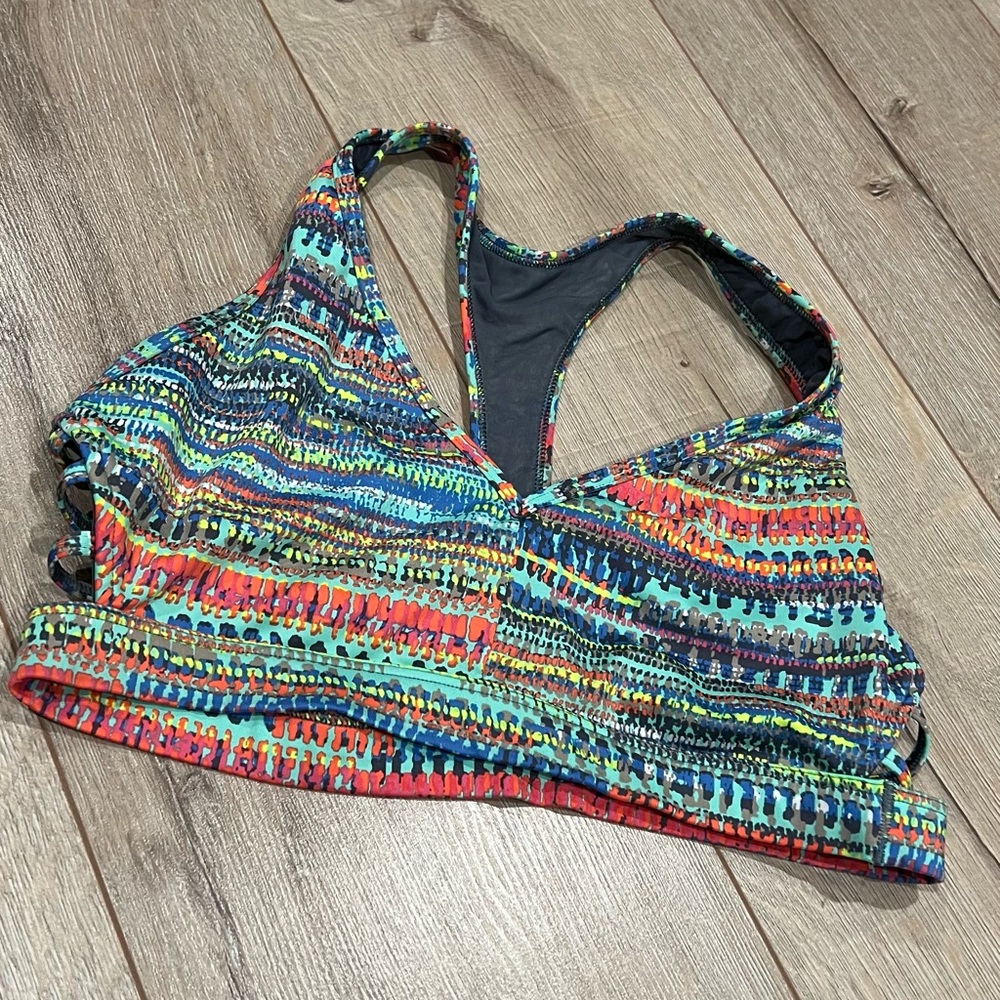 VS Sport Sports Bra